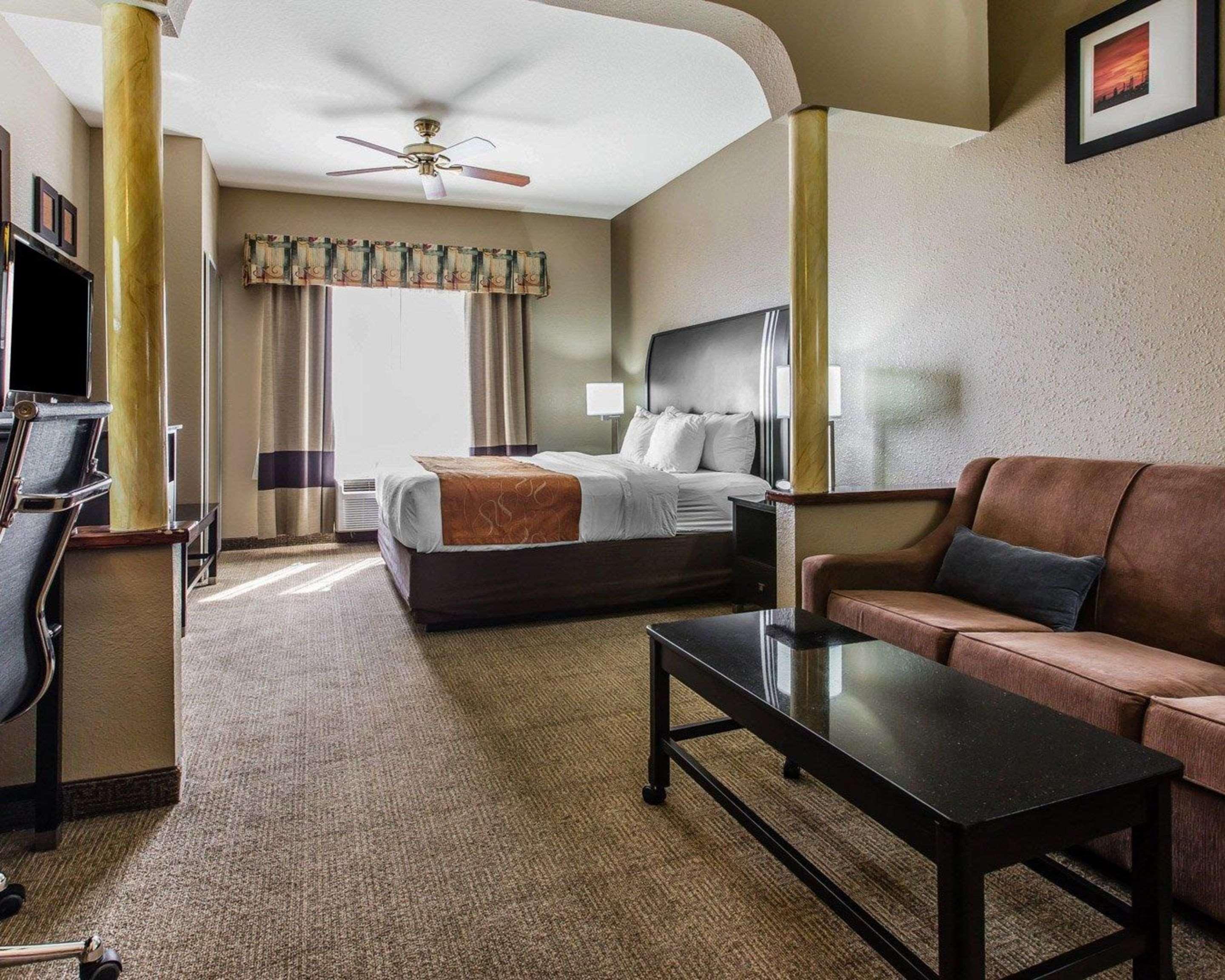 Comfort Suites Bakersfield Luaran gambar